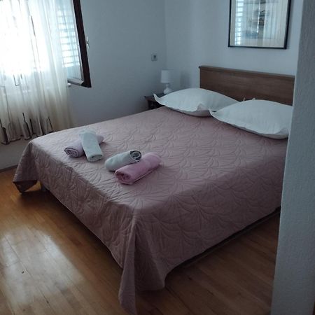 Guest House Gracijana Makarska Exterior foto